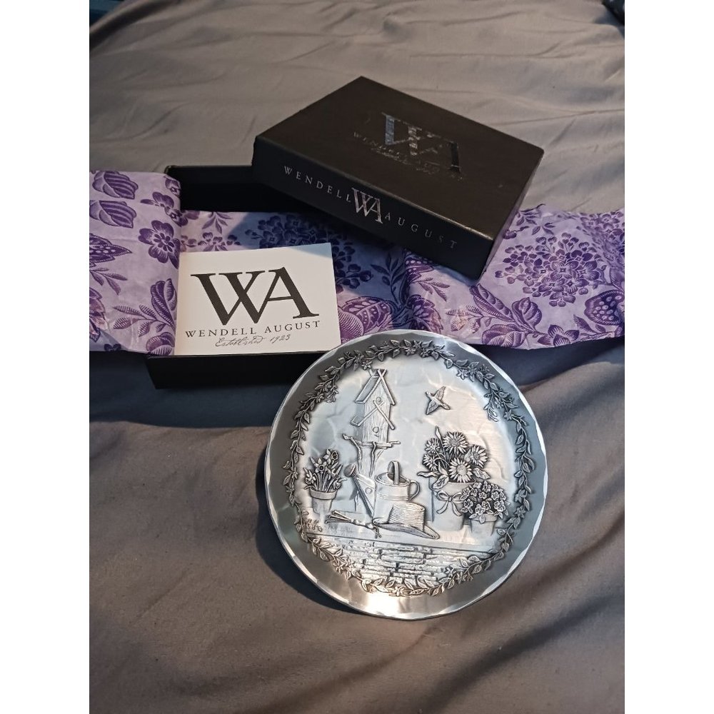 VINTAGE WENDELL AUGUST MINI PLATE